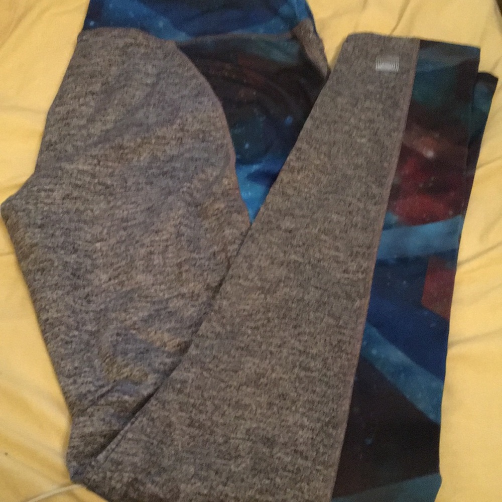 Lularoe Jordan exercise leggings